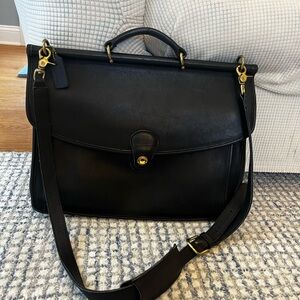 Vintage coach leather briefcase MINT CONDITION INSIDE AND OUT WORN ONCE